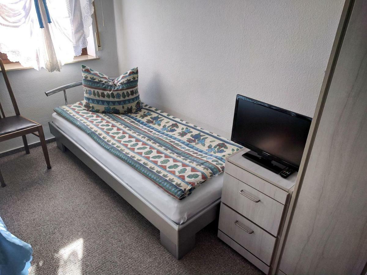 Ferienwohnung Mit Terrasse Grimma Bagian luar foto